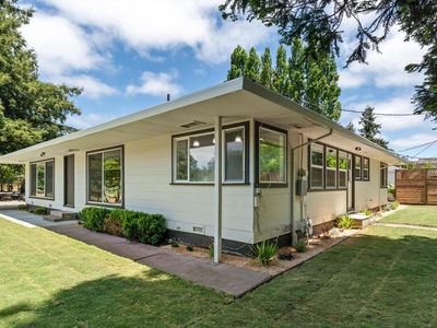 22650 Broadway, Sonoma, CA, 95476