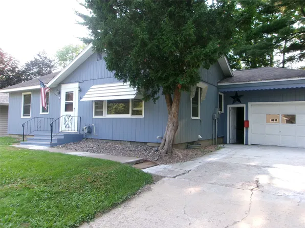 470 S 4th Street, Barron, WI 54812