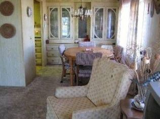 230 NE Pinelake Village Blvd, Jensen Beach, FL 34957