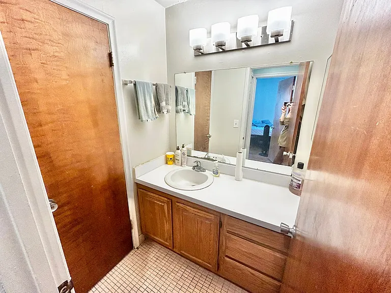 521 Walnut St — Photo 11
