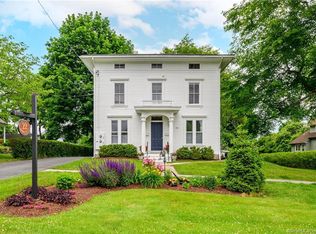 22 Main St #2, Newtown, CT 06470