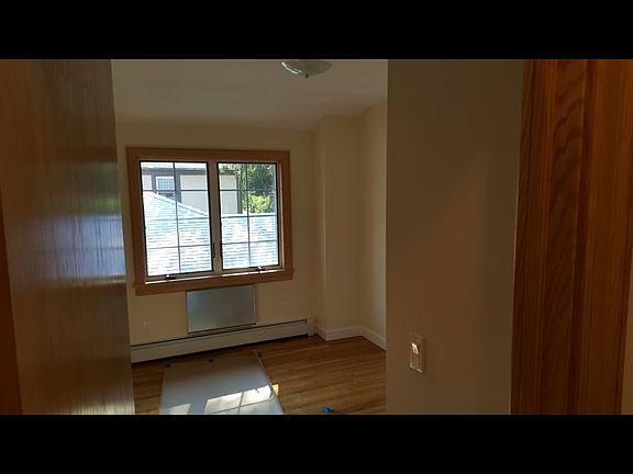 3rd image of 21443 43rd Avenue # Fl 2nd