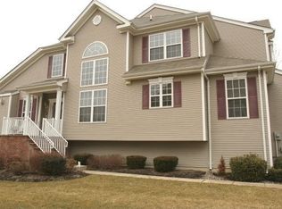 9 Stafford Dr #3501, West Windsor, NJ 08550