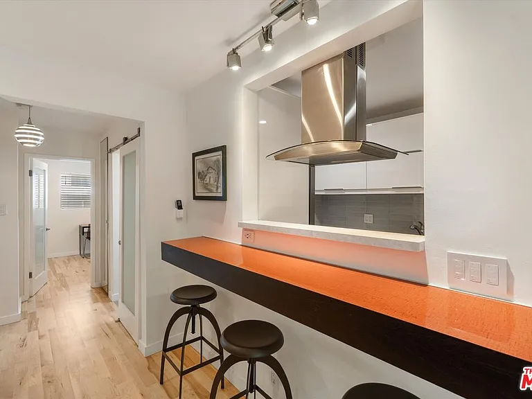 2921 10th St #3 — Photo 9