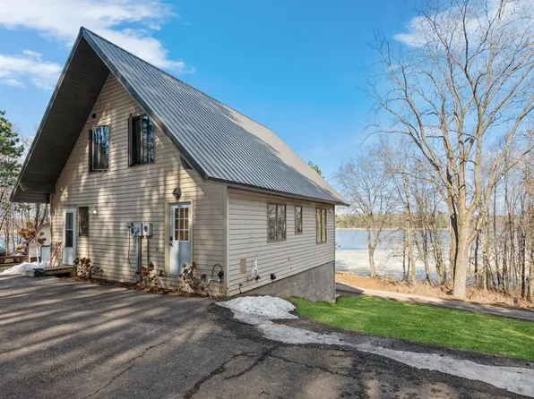 1224 Tuggle Pkwy, Amery, WI 54001