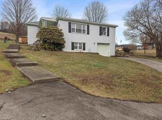 209 Zachs Run Rd, Mount Clare, WV 26408