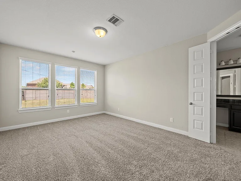 2203 Rocky Shores Ln — Photo 17