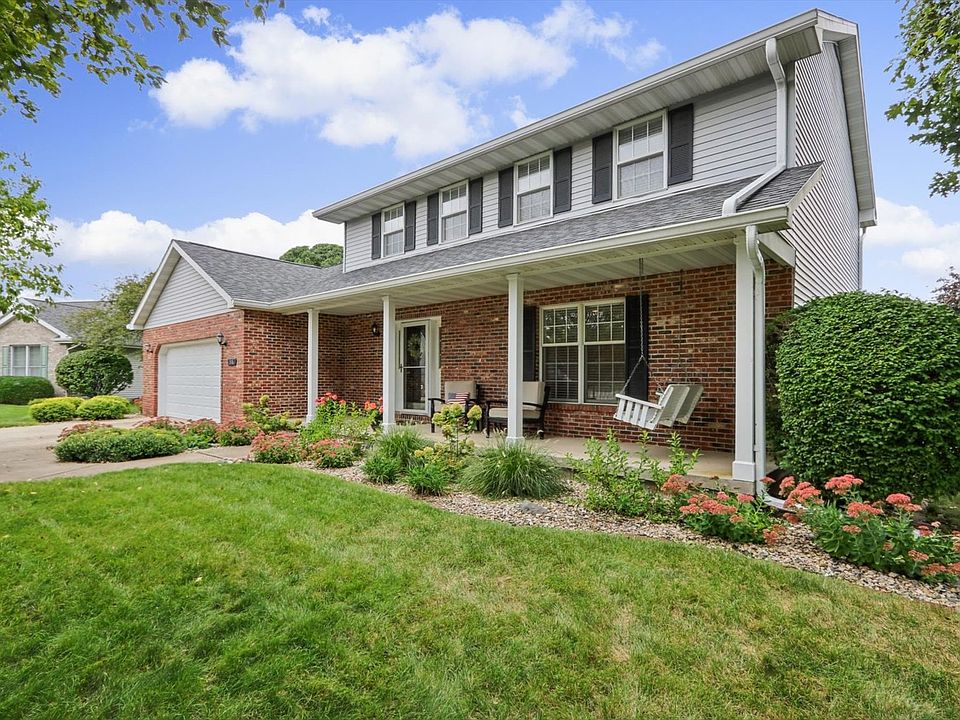 1st image of 318 Gainesborough Ct
