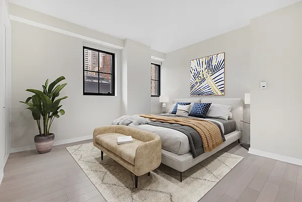 Rented by SERHANT. | media 16