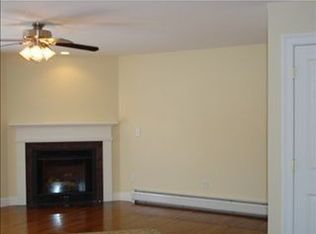 36 Merrill Dr, Yarmouth, ME 04096