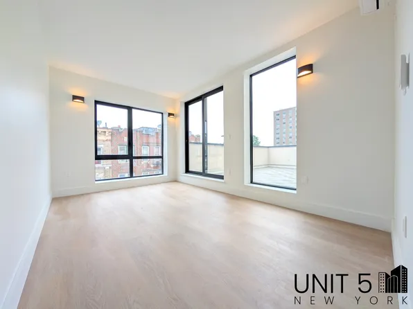 1312 Lincoln Place image 1 of 11