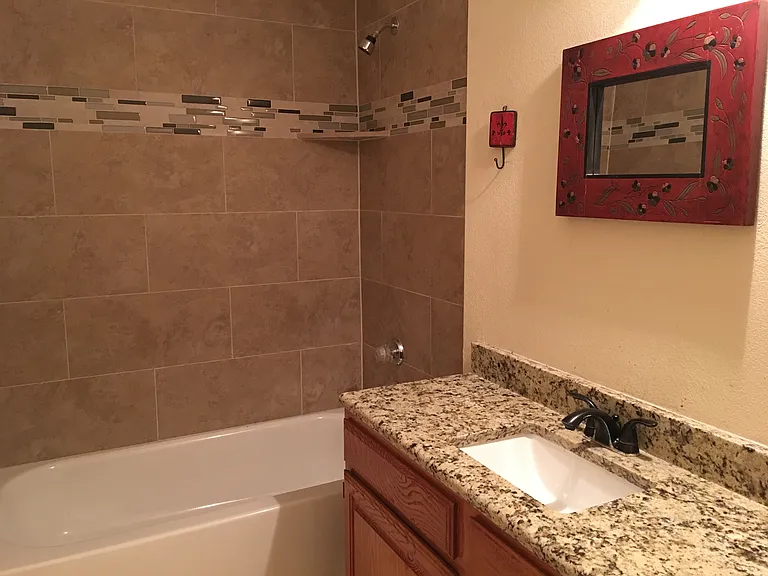 608 Herefordshire Ln — Photo 5