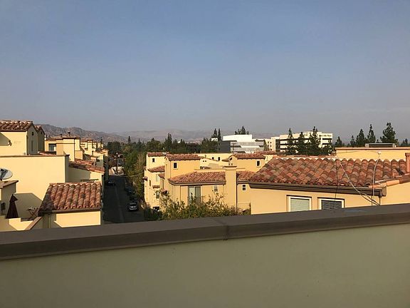 4th image of 23130 Sherman Pl Unit 101