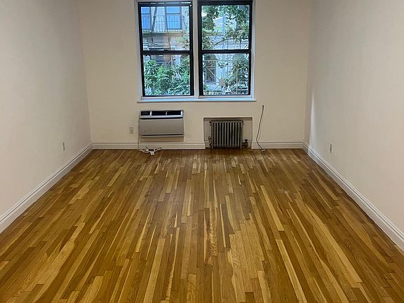 4th image of 229 E 80th St #2F