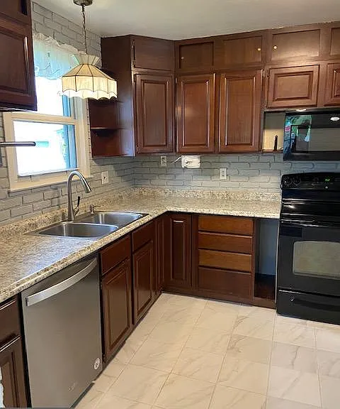 600 Marlboro Rd — Photo 10