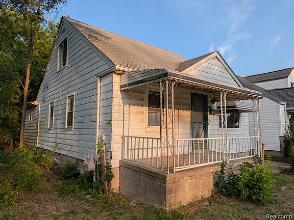2nd image of 8838 Burt Rd