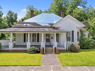 120 Academy St, Mullins, SC 29574