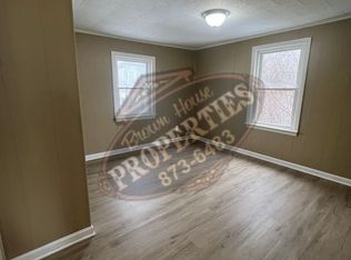 16 Western Ave APT 3, Waterville, ME 04901