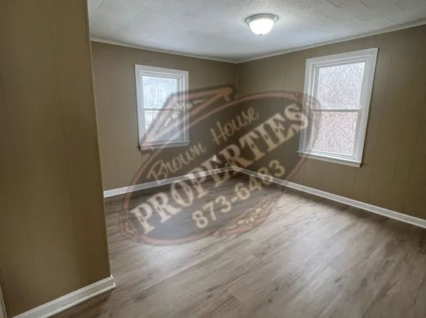 16 Western, 16 Western Ave APT 3, Waterville, ME 04901