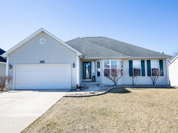 509 Cloudmont Dr, Osceola, IN 46561