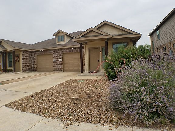 2nd image of 149/155 Creekside Villa Dr