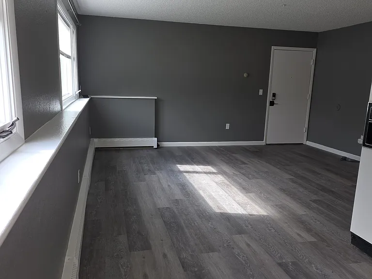 900 Medfra St #2.0 — Photo 14