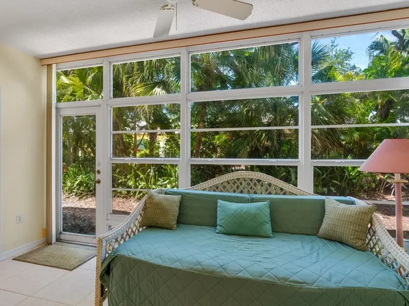 5400 Highway A1a APT C4, Vero Beach, FL 32963