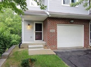 1302 Carpenter St, Madison, WI 53704