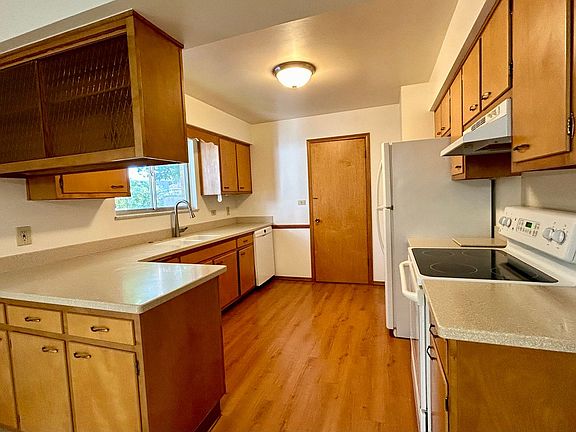 4th image of 107 Twinbrook Dr