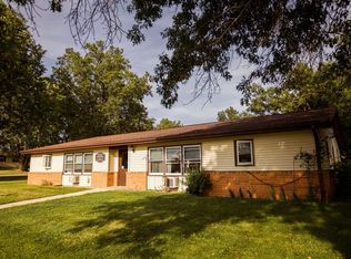 300 S 8th St #474, Manchester, IA 52057