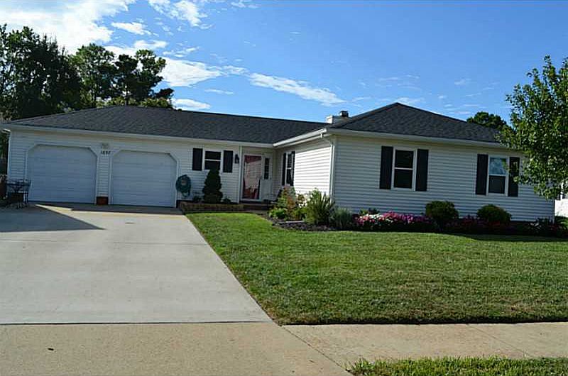 1st image of 1657 Flammarion Dr