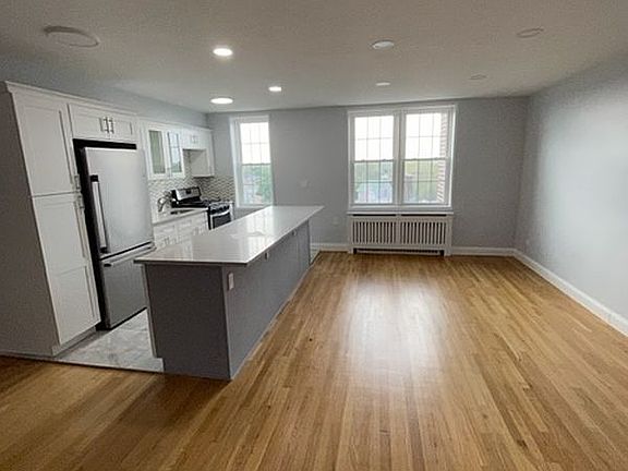 5th image of 2239 Troy Ave APT 6C