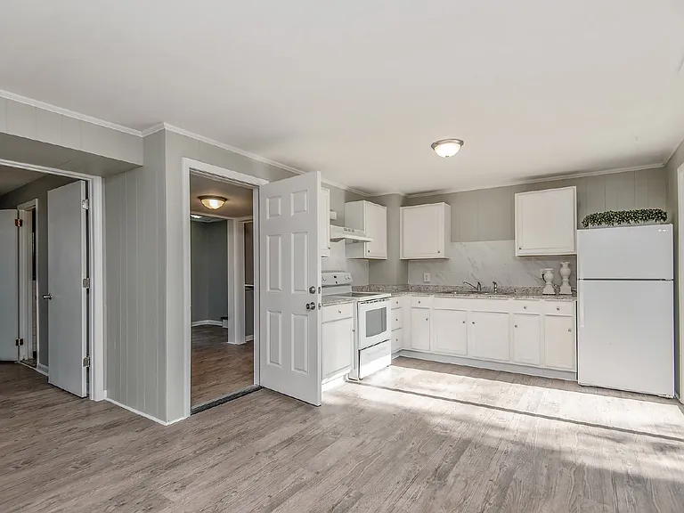1401 Briarcliff Dr #B — Photo 7