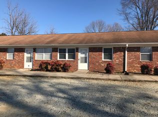 111 Cloverdale Dr, Archdale, NC 27263