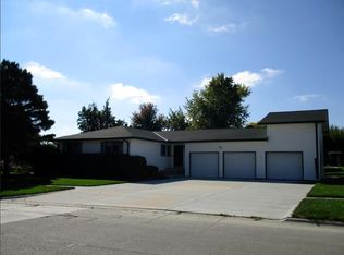 1907 Sheridan Drive, Norfolk, NE 68701