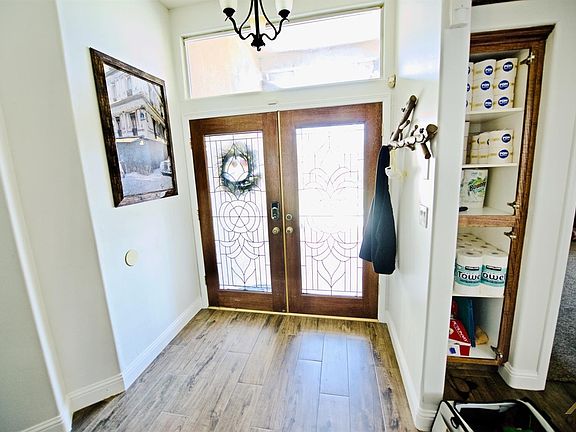 2nd image of 2806 Silver Shore Ln