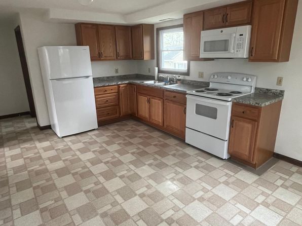 12 B Batterson Ave