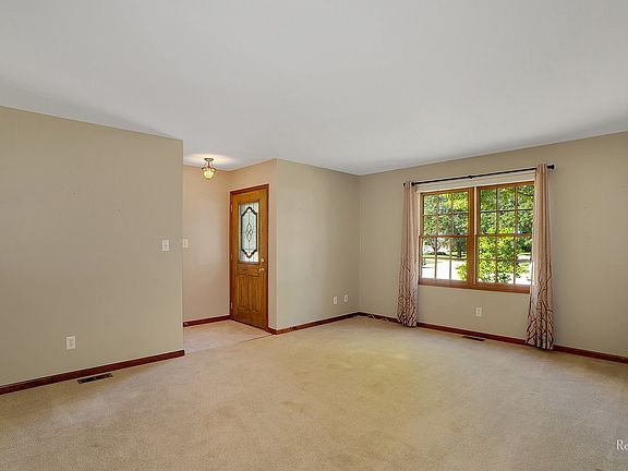 2nd image of 490 Birchwood Dr