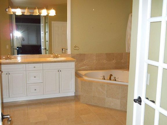 Master Bath on Main