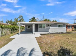 6509 Plunkett St, Hollywood, FL 33023
