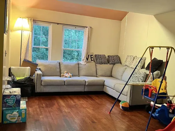 181B Pond Way Unit 181B, Staten Island, NY 10303