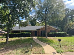 3720 Kiest Knoll Dr, Dallas, TX 75233