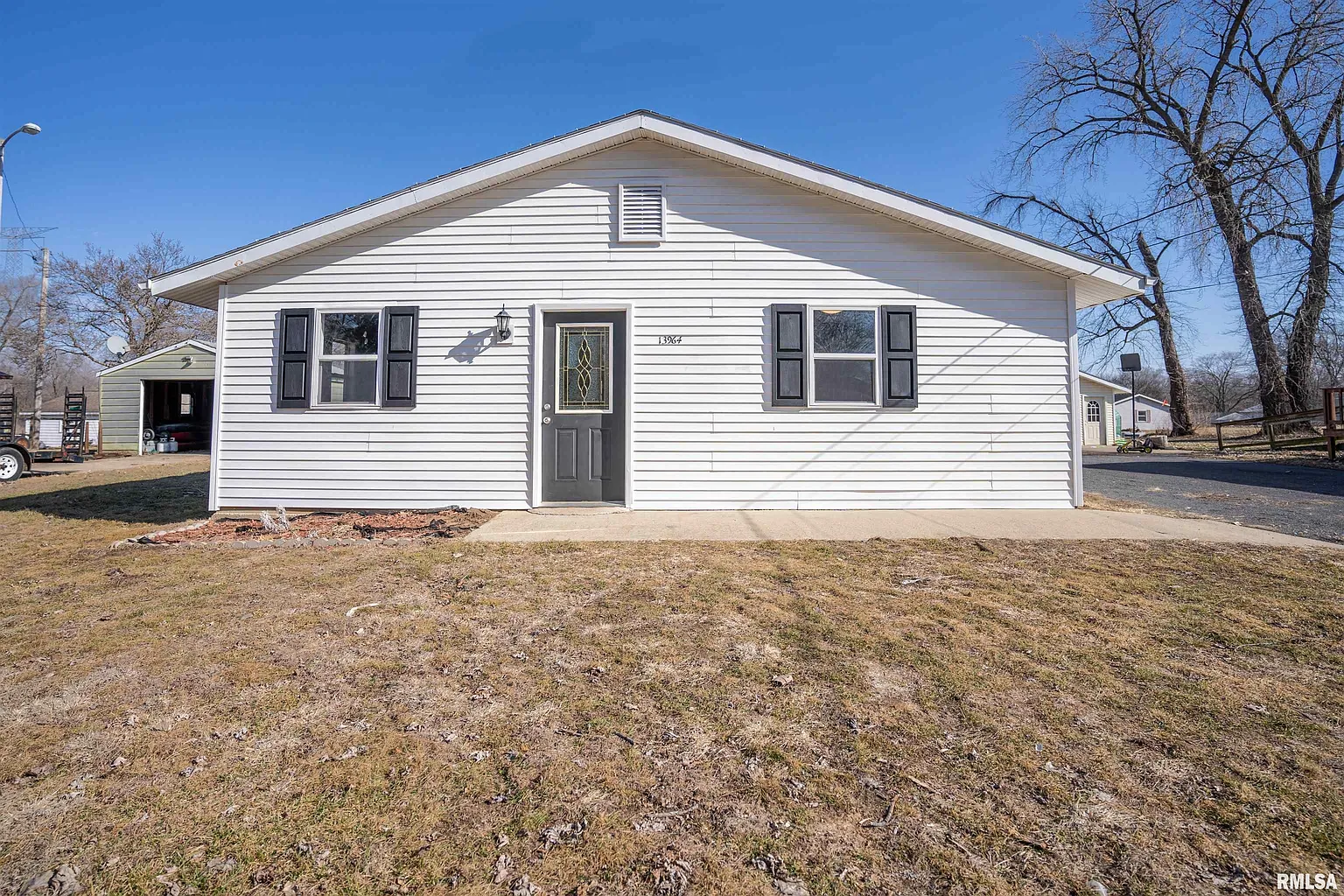 13964 1st St photo 1