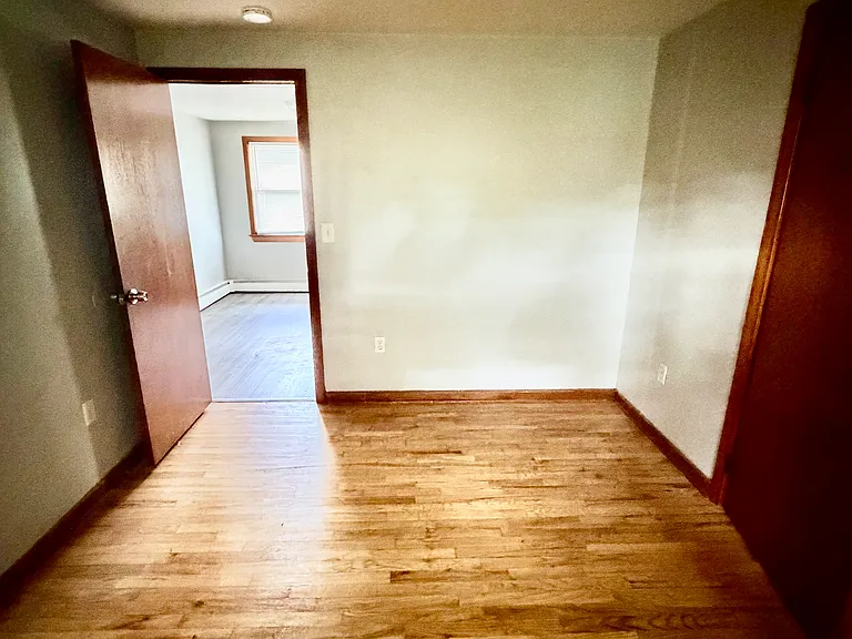 127 Warner St #2-0 — Photo 14