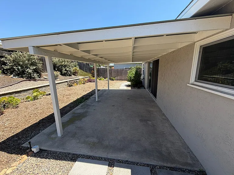 6315 Lake Arago Ave — Photo 28