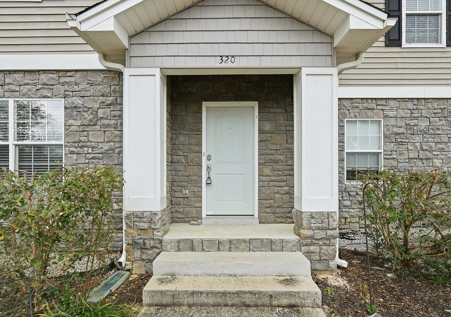 2-Story Charmer in the Heart of Niceville! — Photo 3