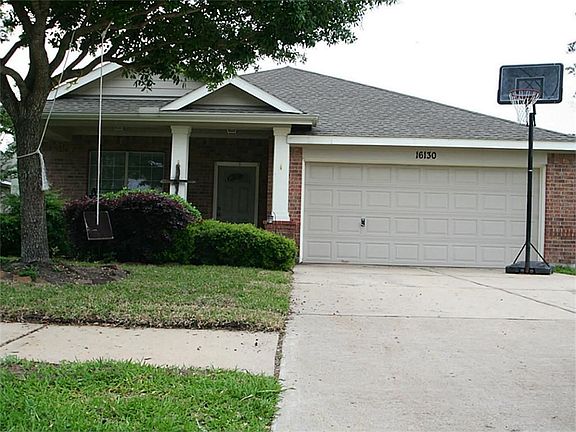 2nd image of 16130 Copper Gables Ln