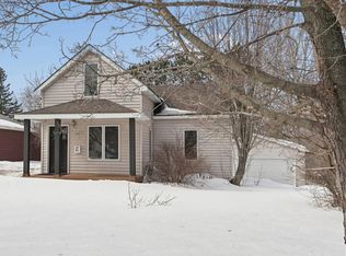 911 Spring Lake Rd, Cloquet, MN 55720