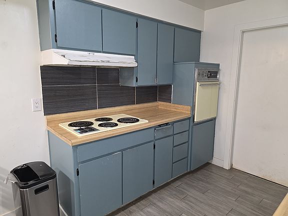 3rd image of 4924 N Woodmere Fairway APT 4