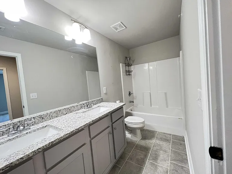 129 Camden Park Dr — Photo 22